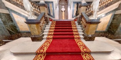 Български тъкачи от Костандово правят килими за британската кралица Български тъкачи от Костандово правят килими за британската кралица