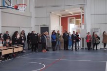 Нова спортна зала има вече Гимназията по икономика и мениджмънт в Пазарджик