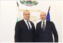 Министър Проданов е предложил да се обмисли създаването на съвместни туристически продукти със Сърбия