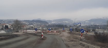 Строителите на автомагистрала "Европа" ще бъдат глобени заради лошата организация на движението Строителите на автомагистрала "Европа" ще бъдат глобени заради лошата организация на движението