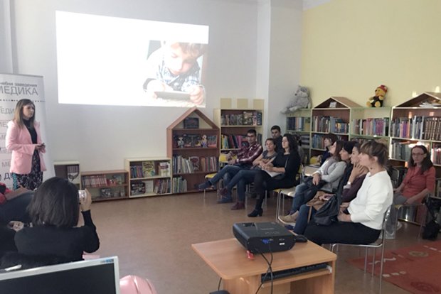 Родителското кафе се завърна с лекция за детското зрение