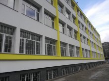 Държавата осигури средства за нов физкултурен салон  на СУ "Найден Геров" във Варна