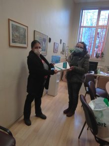 Осигуряват компютри за 45 училища във Варна