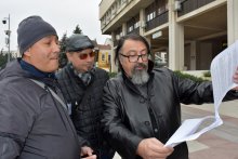 На видинския площад "Бдинци" за втори път граждани протестираха срещу въвеждането на зелените сертификати