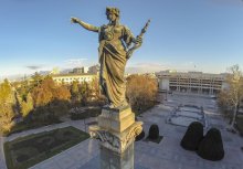 Русенската галерия представя изложбата "Художници юбиляри" Русенската галерия представя изложбата "Художници юбиляри"