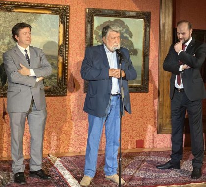 Кралският артистичен кръг в Барселона награди Вежди Рашидов със златен медал