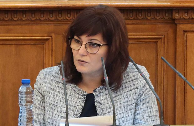 Няма желаещи общопрактикуващи лекари за работа в община Трекляно, заяви здравният министър Асена Сербезова