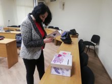 Общинските съветници на Плевен подкрепиха благотворителна кампания за лечението на дете