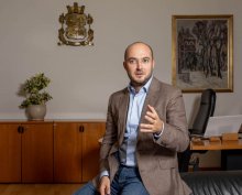 Трябва да търсим конструктивен диалог за развитието на София, а не да дълбаем бездни помежду ни, заяви председателят на СОС Георги Георгиев