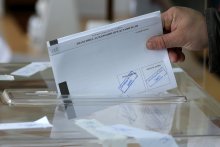 Заради проблем с машините в две секции в Русенско вече гласуват с хартиени бюлетини