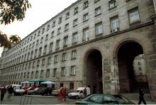 Unemployed People to Receive Money for Rent If Hired Out of Town
