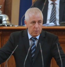 Health Minister Resigns