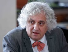 Electronic Media Regulator Chair Resigns to Stay Out of Licensing of TV Owned by Controversial Media Group