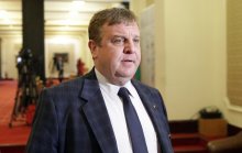 Defence Minister Karakachanov: "Bulgaria Has Turned Down F-16 Bid as Non-Conforming to Payment Terms"