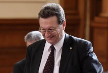 Socialists Lash out at Outgoing Government for Mismanaging Energy Sector