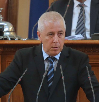 Health Minister Resigns Health Minister Resigns