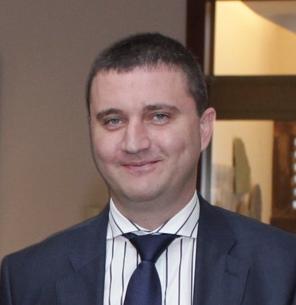 Finance Minister: Around 20 Municipalities Need State Aid to Prevent Bankruptcy