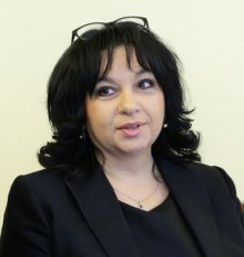Energy Minister Petkova, Russian Ambassador Makarov Discuss Energy Cooperation