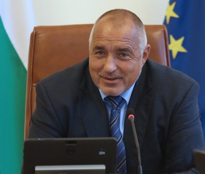 Prime Minister Hosts Working Meeting Focused on Withdrawal of Illegal Driver Licenses Prime Minister Hosts Working Meeting Focused on Withdrawal of Illegal Driver Licenses