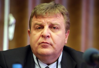 Nationalist Party Leader Lashes Out against Mestan's Visit to Turkey