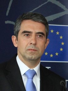 President Plevneliev Congratulates Catholics on Easter