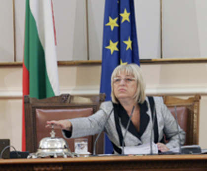  National Assembly Chair Tsacheva Meets with Representatives of Bulgarian Community in Berlin