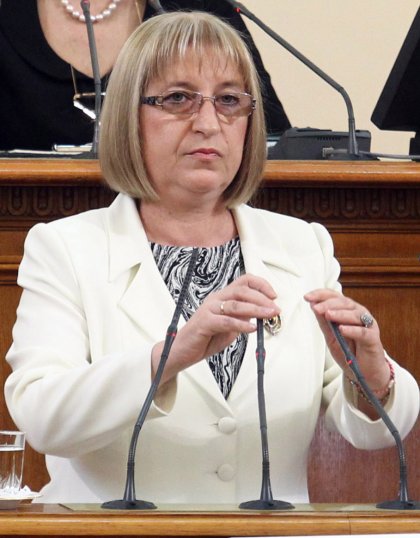 Tsacheva to Remain National Assembly Chairperson Tsacheva to Remain National Assembly Chairperson