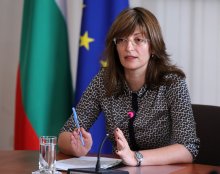 Bulgarian Justice Minister Confers with EU Commissioners on Progress in Judicial Reform