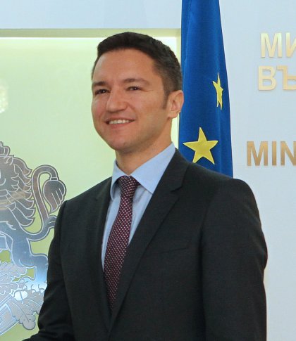 Socialists Urge Government to Conduct Large-scale Analysis on TTIP's Consequences 