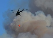 Вертолет "Кугар" трети ден участва в гасенето на горския пожар в Рила