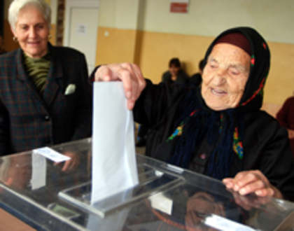 Pensioners Demand Humane, Significant Increase of Pensions