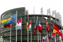 EP Votes for Bulgaria's, Romania's  Partial Access to Schengen  Visa Information System