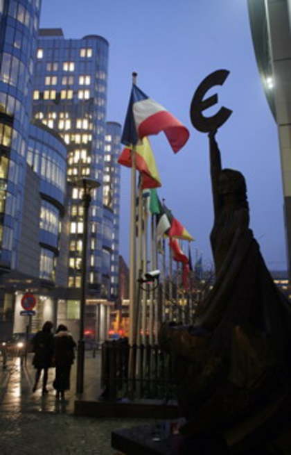 EC Provides EUR 75.9 Mln to Bulgaria in Support of Poor People, Distance Learning EC Provides EUR 75.9 Mln to Bulgaria in Support of Poor People, Distance Learning
