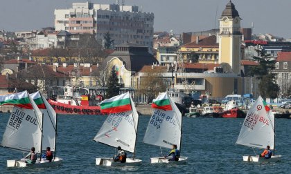 Краткосрочните наеми в Бургас варират от 800 до 1200-1500 лева на месец