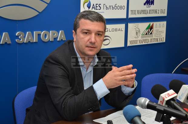 Драгомир Стойнев поиска оставката на председателя на ДКЕВР Светла Тодорова заради работа срещу националните интереси на Република България