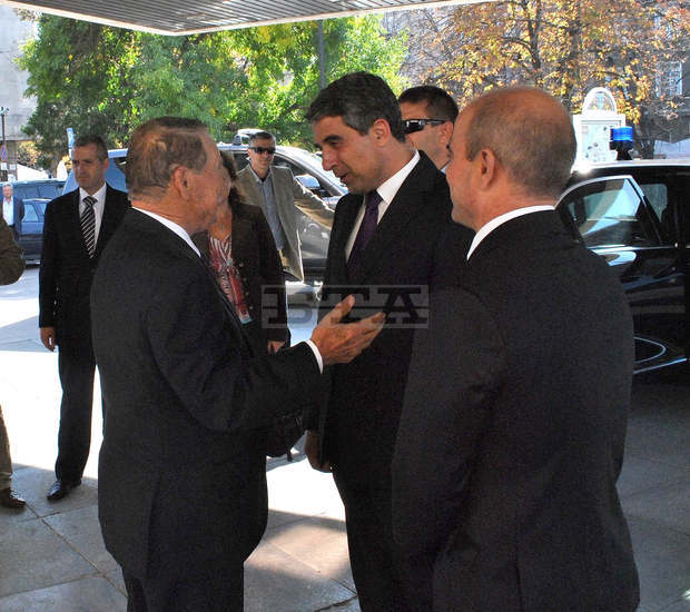 Плевнелиев се е срещнал с кмета на Русе и със строителния магнат Игнат Канев от Канада