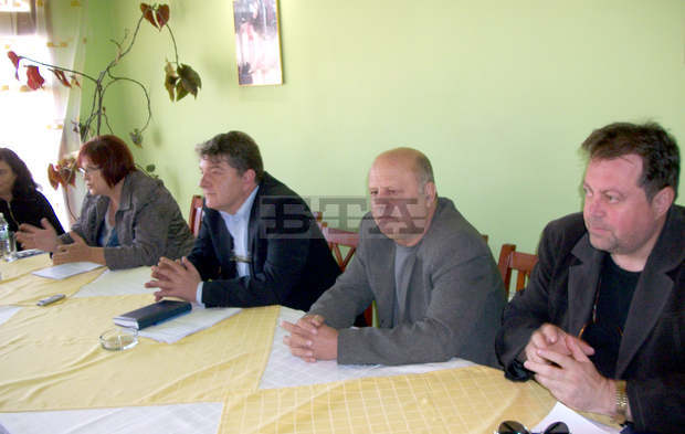 Кандидатите за депутати от Реформаторски блок за област Пазарджик представиха в Ракитово програмата си за промяна на страната 