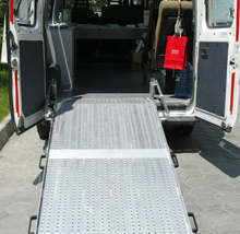 Домът за възрастни хора в Добрич подкрепя с благотворителни прояви купуването на микробус