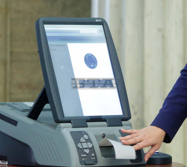 Въвеждане на задължително и електронно гласуване искат 60 на сто от гражданите, участвали в проучване на сдружение "Болкан Асист"