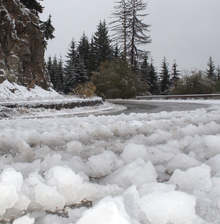 Пътят за шуменското  село Новосел  остава затворен