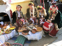 Двеста и десет български и румънски традиционни ястия ще бъдат показани на кулинарен фестивал в с. Сребърна 