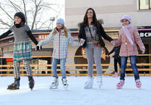 Община Стара Загора  кани жителите и гостите  на града на ледена пързалка