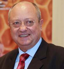 Министърът на образованието Тодор Танев и кметът на община Казанлък обсъдиха инцидента в ПМГ "Никола Обрешков"