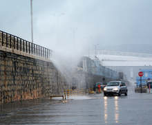 Пътят Варна - Бургас е затворен заради наводнен участък