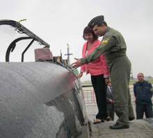 Областният управител на Плевен участва  в Деня на отворени врати  на летище "Долна Митрополия" 