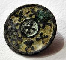 Изключително рядък и ценен  бронзов медальон е открит при разкопки  на крепостта "Порос" в Бургас