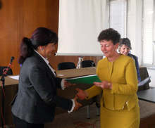 Учители получиха трудовите си договори от община Видин по проект "Реализация чрез интеграция"