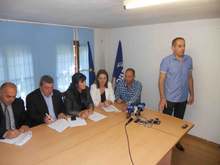 Десет политически сили в Кюстендил подписаха днес общо споразумение за общо участие в местните  избори