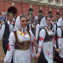 Над 400 са участниците в Международния  фолклорен фестивал  "Плевен пее и танцува"