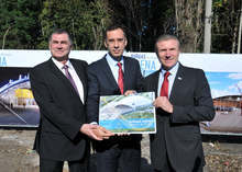 Вицепрезидентът на Международната спортна федерация по лека атлетика Сергей Бубка направи в Бургас първа копка на проекта "Арена Бургас""